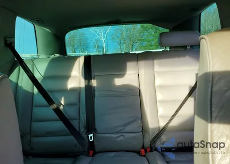 2006 Volkswagen Touareg 3.2 from USA, damaged, VIN WVGZG77L46D046505